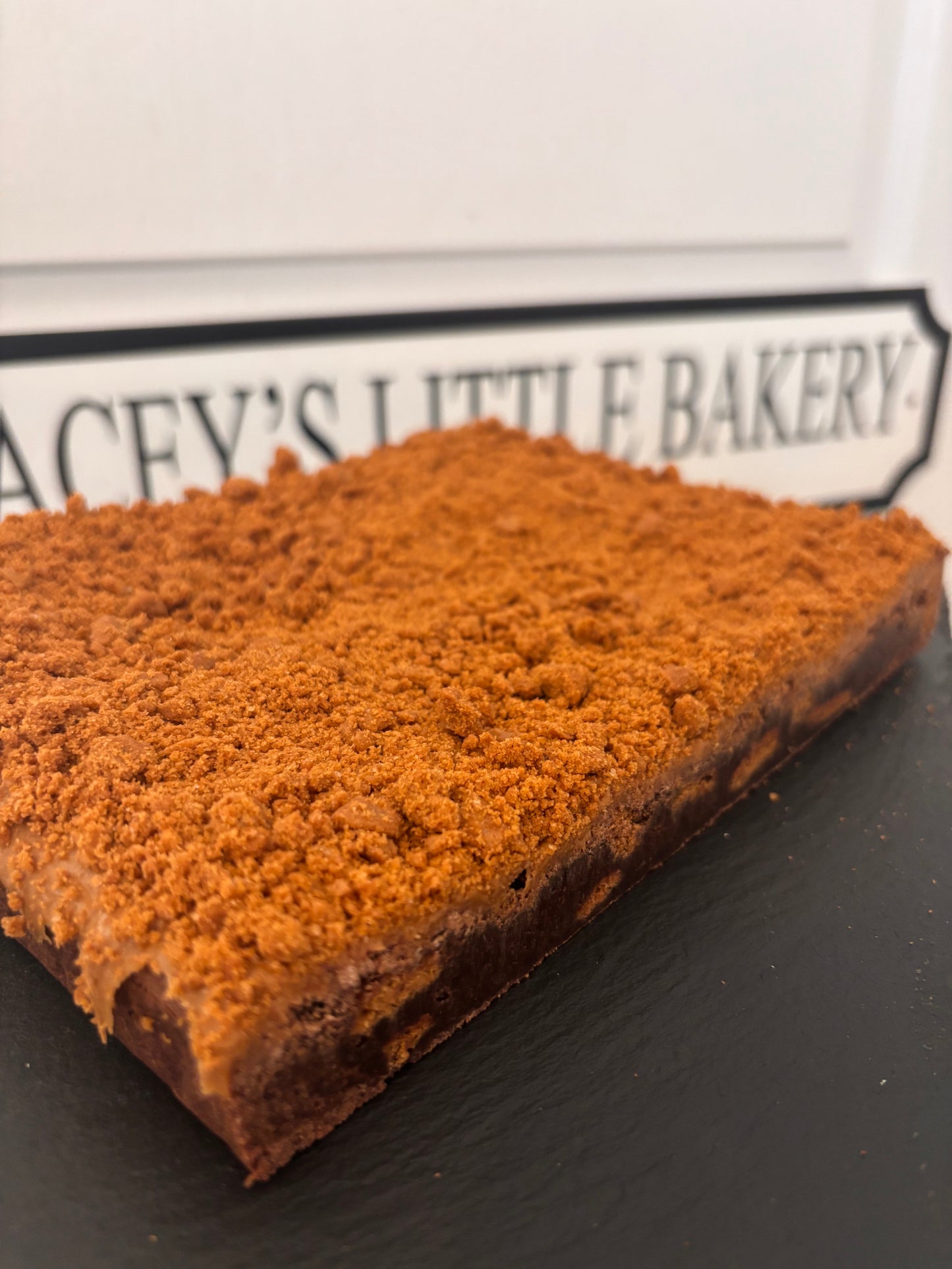 Lotus Biscoff Brownie Slab